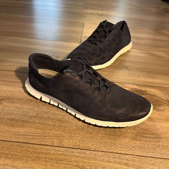 Cole Haan ZeroGrand Navy Perforated Sneaker Shoes Women 8‎ - Picture 1 of 8